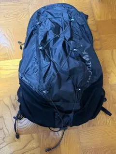 モンベル　クロスランナーパック20 ダークグレー
