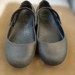 2026年最新】crocs w7 アリスの人気アイテム - メルカリ