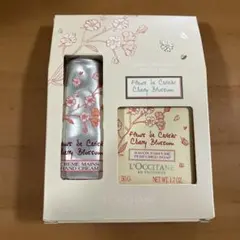 ロクシタン　チェリーブロッサム メルシーキット