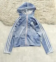 アディダス　adidas 120 CLIMALITE パーカー 女の子　水色