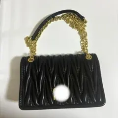 Charles & Keith 2025冬 Janie ハンドバッグ ブラック - メルカリ