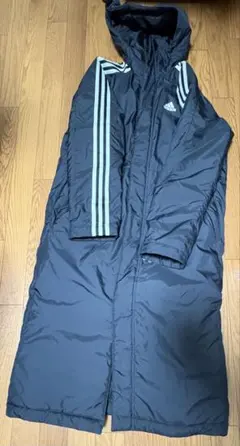 adidasベンチコートのサムネイル