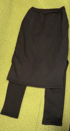 デビロック　レギンス付きスカート　サイドスリットあり　裏起毛　140