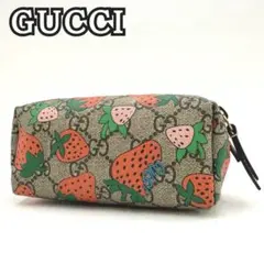 GUCCI グッチ GGスプリーム ストロベリー柄 いちご 総柄 ポーチのサムネイル