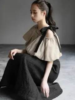 美品】Liten 2face frill blouce 黒 リテン - メルカリ