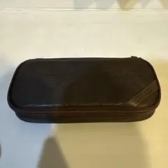 ブラウンの合成皮革筆箱