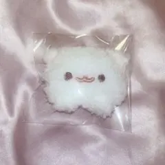 しらたま ポメラニアンもち ふわふわぬいぐるみクリップガチャガチャヘアクリップ