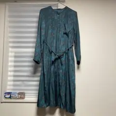 ikka イッカ 総柄ワンピース