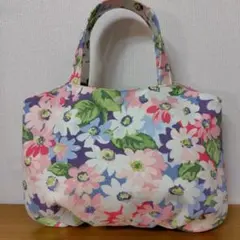 ハンドメイド　底タック入りぷっくりトートバッグ　キャスキッドソン