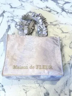 レースフリルハンドルスクエアトートSバッグ　Maison de FLEUR