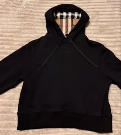 【専用ページ】超美品⭐︎⭐︎⭐︎バーバリー正規品パーカー⭐︎ブラック 2026年最新】バーバリーパーカーの人気アイテム - メルカリ