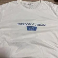 UNIQLO UT 機動戦士ガンダム フリーダムガンダム Tシャツのサムネイル