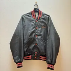 ナイロン スタジャン Mom刺繍 赤ボタン