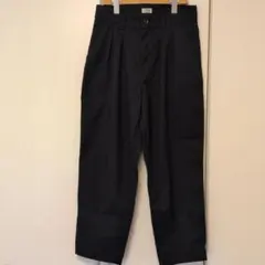 D.M.G. 日本製 ツータックトラウザーパンツ Lサイズ紺 八分丈