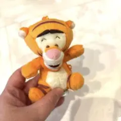 くまのプーさん　ティガーぬいぐるみ