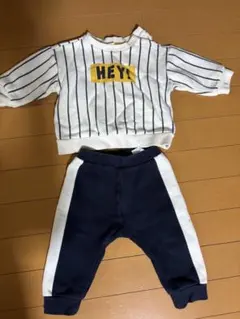 ストライプ トレーナーとパンツセット