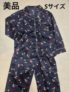 美品　レディース　GU パジャマ　長袖　さくらんぼ　ネイビー