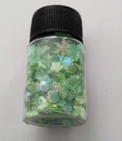 夜行パーツ ネイル レジン グリーン ビーズ デコレーション