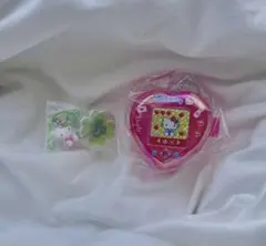 キティ　ゲーム機風チャーム　平成女子アイテム クローバーストラップ サンリオ