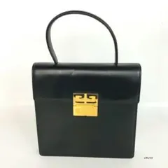 Givenchy ブラック スクエア ショルダーバッグ 2way 4Gロゴ - メルカリ