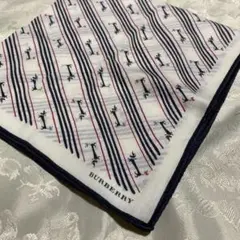 Burberry ハンカチ　犬柄　ダックスフンド