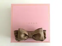 【美品】LUDLOW ラドロー ヘアアクセサリー バレッタ ベージュのサムネイル