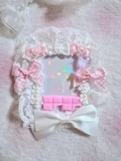 トレカケース　レース デコ　B8 硬化ケース　ぴんく 白 リボン 背面ホロ入り