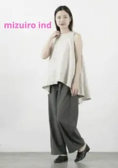 mizuiro ind（ミズイロインド）リネンバックフレアベスト　生成りのサムネイル