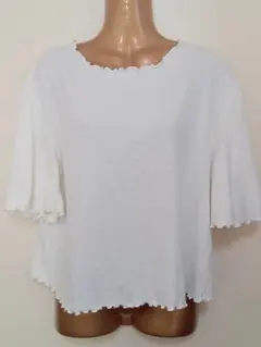 フリル付きホワイト半袖TシャツローリーズファームL