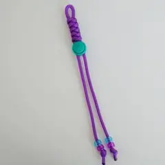 パラコード ペットボトルホルダー カラビナつき