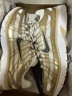 Nike スニーカー ゴールド/ホワイトPー6000 GOLD新品