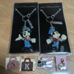 新品未開封　東京ディズニーリゾート バッグチャーム　 2種セット