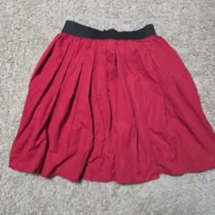 赤 フレアスカート ひざ丈