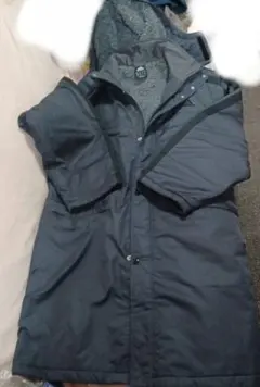 美品　adidas　アディダス 　ロング丈ベンチコート