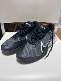 ナイキ　テニスシューズ　ヴェイパープロ11 新品未使用　28.5センチ ナイキ NIKE テニスシューズ メンズ コート エア ズーム