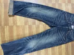 ダークブルーストレートレッグデニム