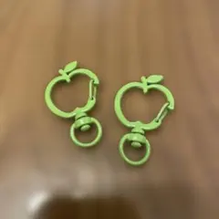 青リンゴ カラビナ　ミセス　推し活　キーホルダー　チャーム
