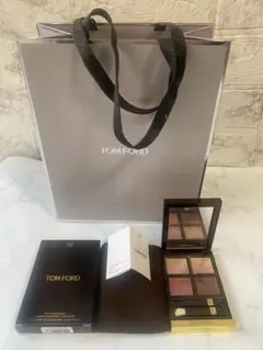 パレット トムフォード アイカラークォード 42A ヘイズィ センシュアリティ