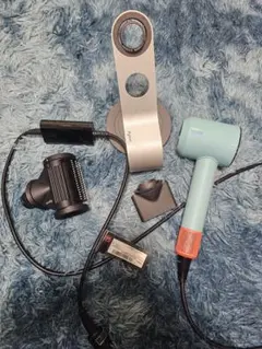 展示品 Dyson ダイソン HD16 ドライヤーセラミック 純正品_161 展示品 Dyson ダイソン HD16 ドライヤーセラミック 純正品_161 - メルカリ