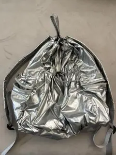 シルバー リュックバック