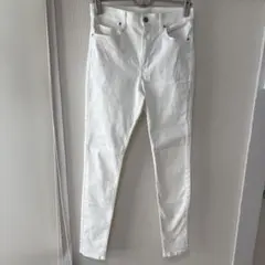 ユニクロ　ホワイト スキニーデニム