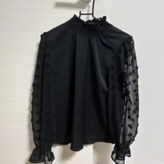 黒いドット柄シフォンブラウス 長袖