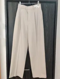 UNIQLO WOMEN タックワイドパンツ（丈長め＋）