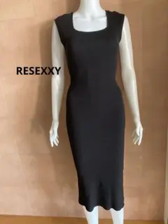 リゼクシー　ニットワンピース　バックオープン