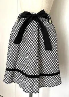 axes femme フレアースカート