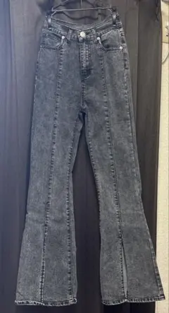 INGNI フレアデニムパンツ ブラックデニム センターシームのサムネイル