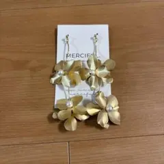 ウェディング 結婚式 ピアス ゴールド フラワー 大ぶり