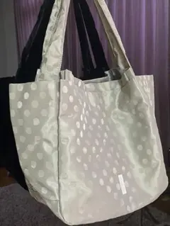 Y'SACCS イザック　トートバッグ　オンワード　27×27×マチ15センチ