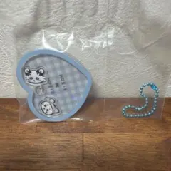 ちいかわ　きゃらシャカチャームグミ　・モモンガ＆古本屋かに