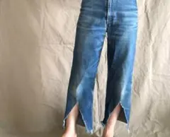 リーバイス　リメイク　カットオフデザイン デニムパンツ